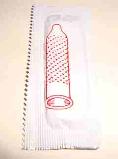 Prezerwatywa z tark (kropkami), dranica, nawilana, szeroko 52mm.